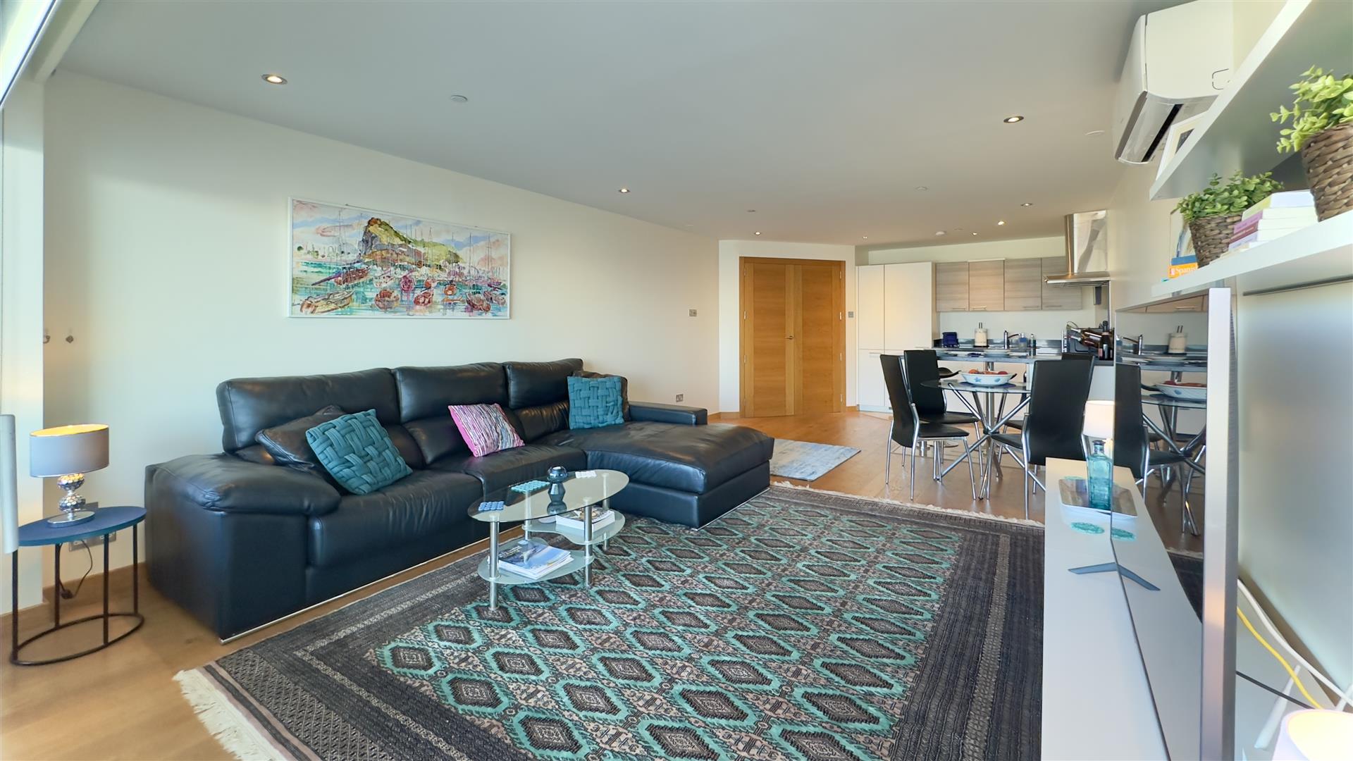 Image of Apartment - 2 Bedrooms - 2 Bathrooms for Rental in Grand Ocean Plaza-Gibraltar, Image 2